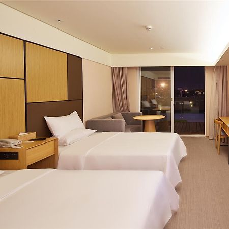 Ji Hotel Shanghai Hongqiao Airport Huqingping Highway Eksteriør billede
