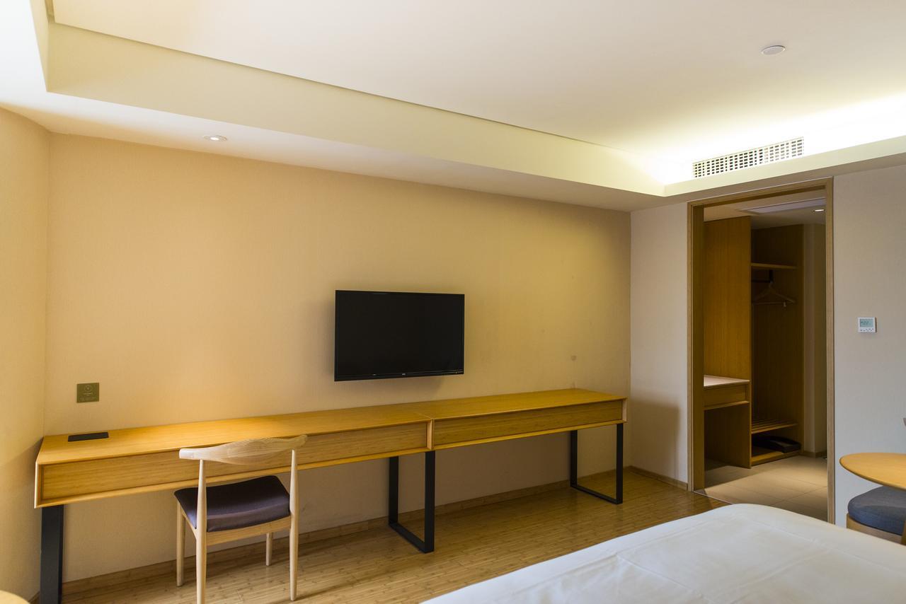 Ji Hotel Shanghai Hongqiao Airport Huqingping Highway Eksteriør billede